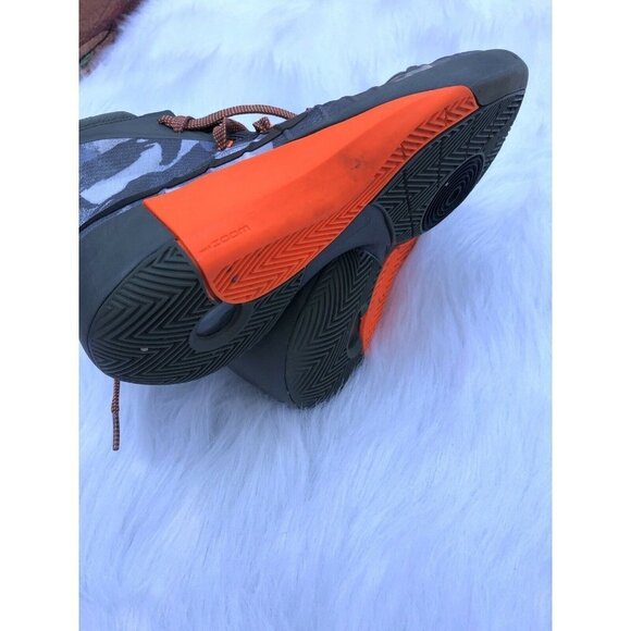 Nike Hyperdunk 2015 Team Basketball Shoe Size 6Y - Picture 7 of 10